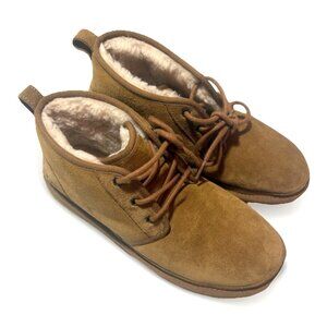 UGG Neumel Mens Size 11 Suede Fur Lined Chukka Chestnut Ankle Boots Style 3236